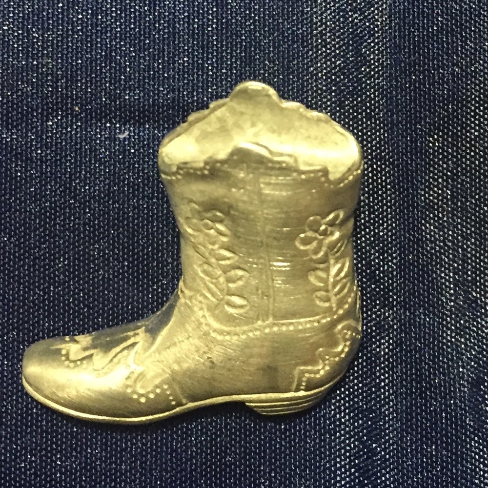 Pewter cowboy boot pin